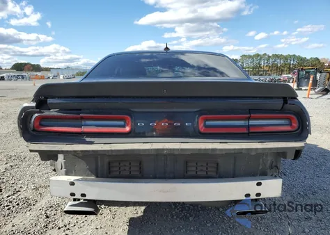 2017 Dodge Challenger R/T 392 из США, поврежденный, VIN 2C3CDZFJXHH522765